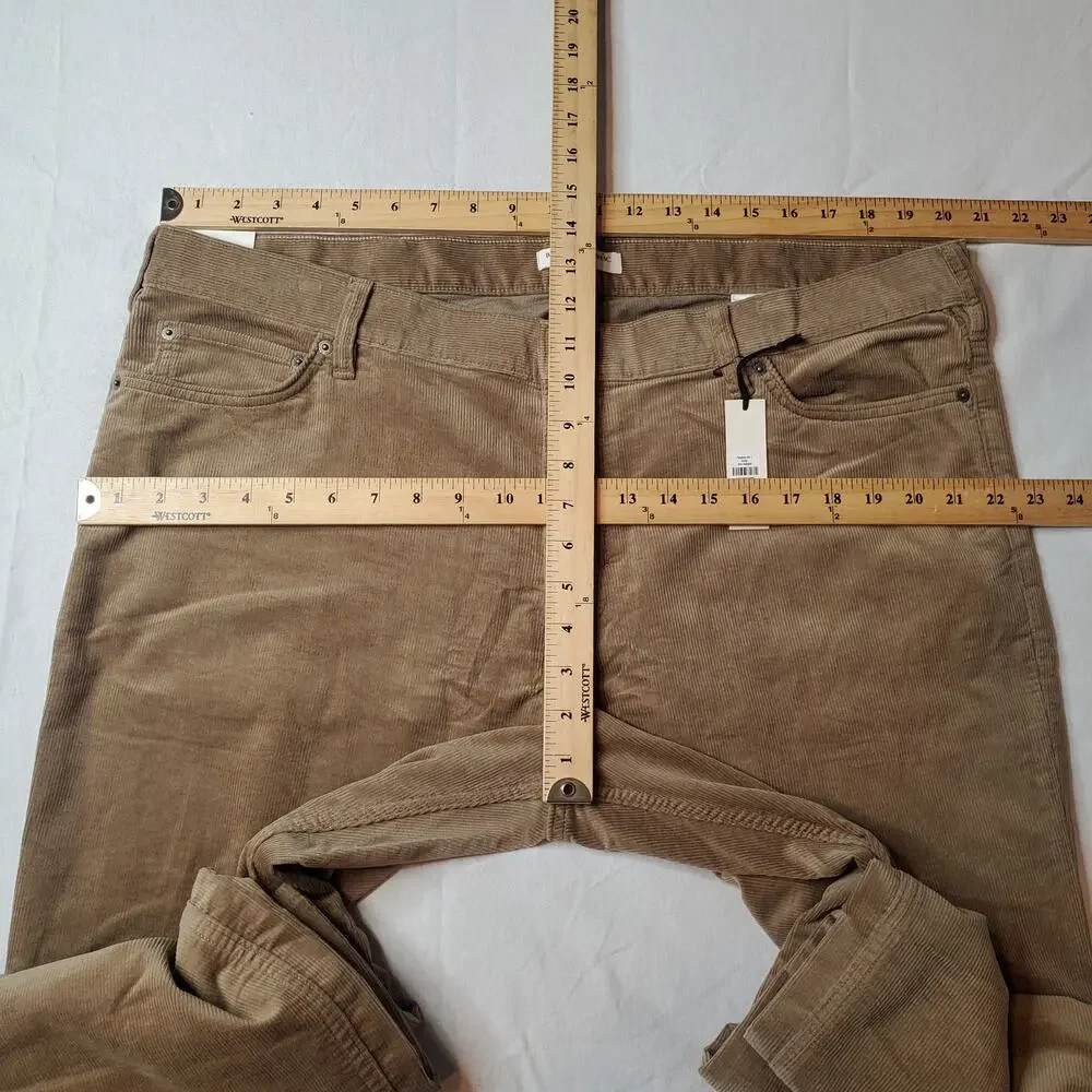 Banana Republic Men's Size 40x32 NWT Straight Stretch-Corduroy Traveler Pant Tan